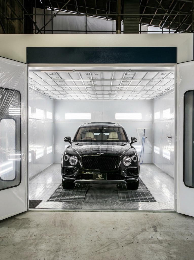 ベントレー|ベンテイガ|塗装ブース|京都